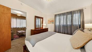 Apartment, 1 Queen Bed with Sofa bed, Kitchen, Garden View (Resseguie - #1505) | 1 bedroom, individually decorated, individually furnished, free WiFi