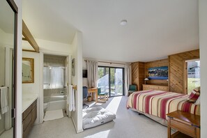 Condo, Multiple Beds, Pool Access, Golf View (Fairway Nine - #4382) - Teleidoscope Retreat (Sun Valley)