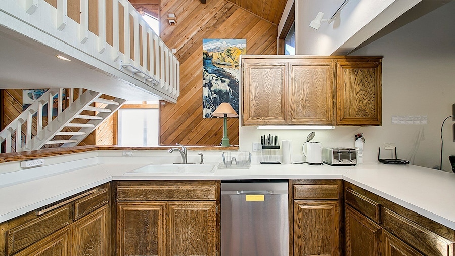 Teleidoscope Retreat