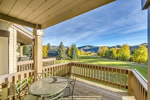 Property grounds - Teleidoscope Retreat (Sun Valley)