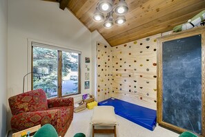 Condo, Multiple Beds, Pool Access, Golf View (Fairway Nine - #4382) | Interior - Teleidoscope Retreat (Sun Valley)