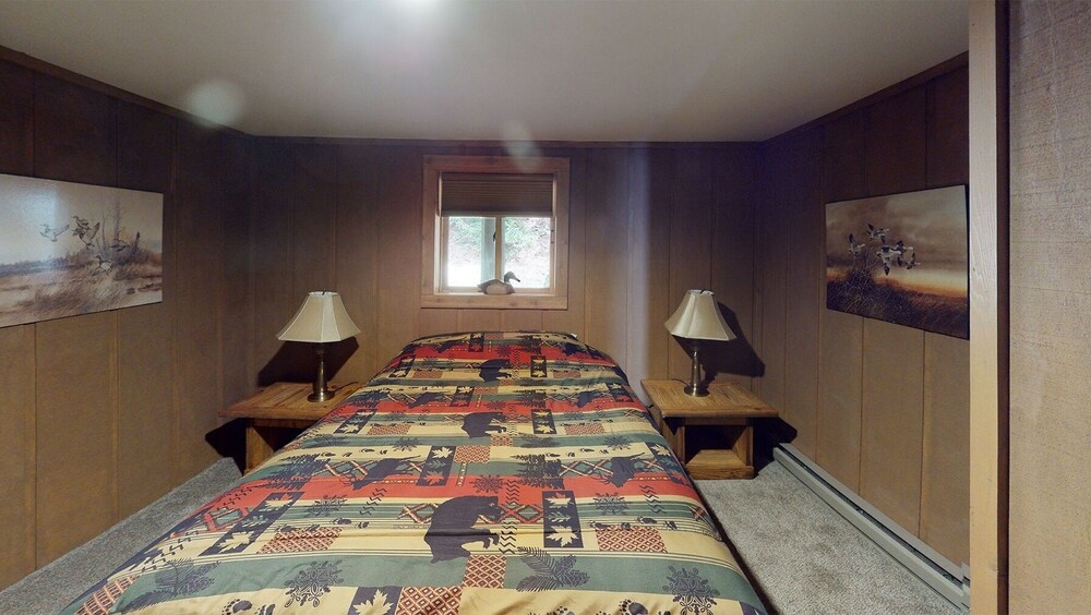 West Ridge 108 1197 N Westridge 6Bdrm Home by RedAwning