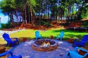 BBQ/picnic Area - Long Cove Resort near Charlotte Airport (Charlotte)