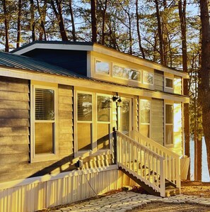 Superior Cabin, 2 Bedrooms, Lake View | Individually decorated, individually furnished, laptop workspace - Long Cove Resort near Charlotte Airport (Charlotte)