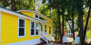 Superior Cabin, 2 Bedrooms, Lake View - Long Cove Resort near Charlotte Airport (Charlotte)