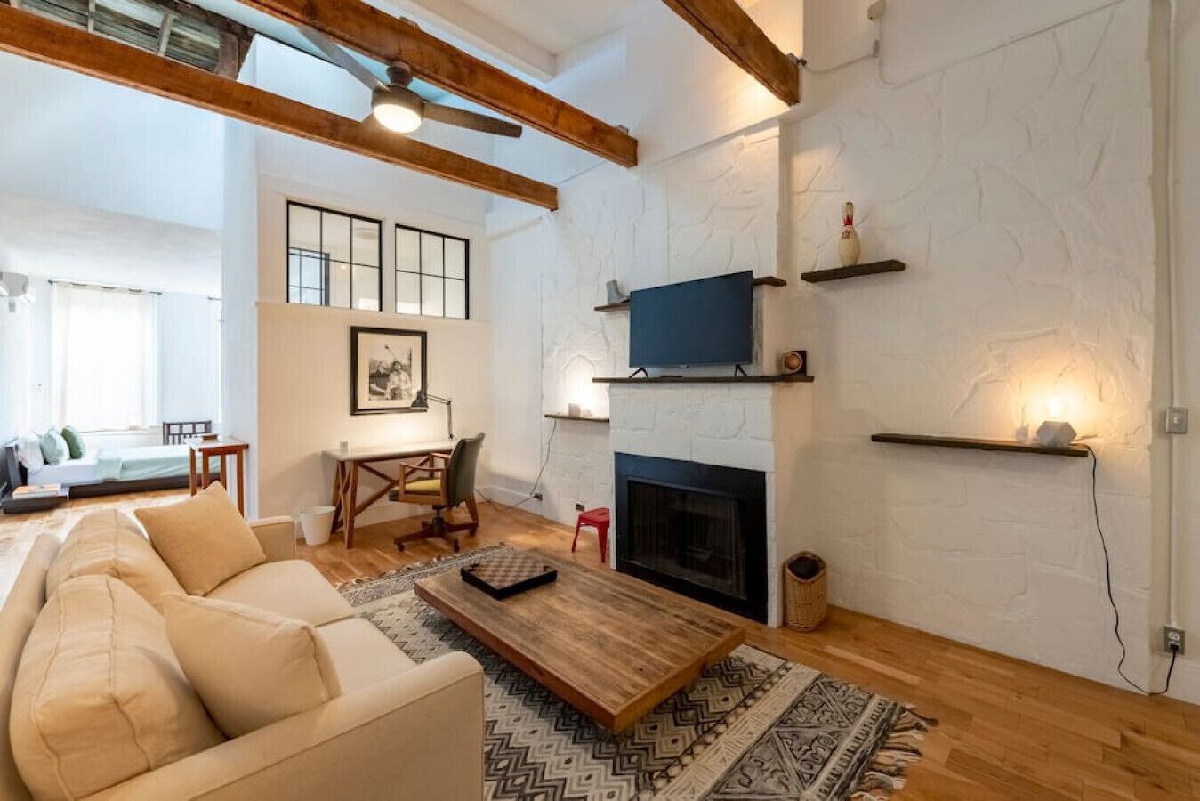 Modern Studio APT in The Heart of Downtown Geneva