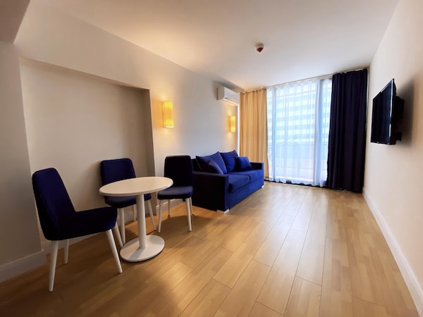 Orbi City C Block 2-room Apt 27fl Sea-mount View - Batumi