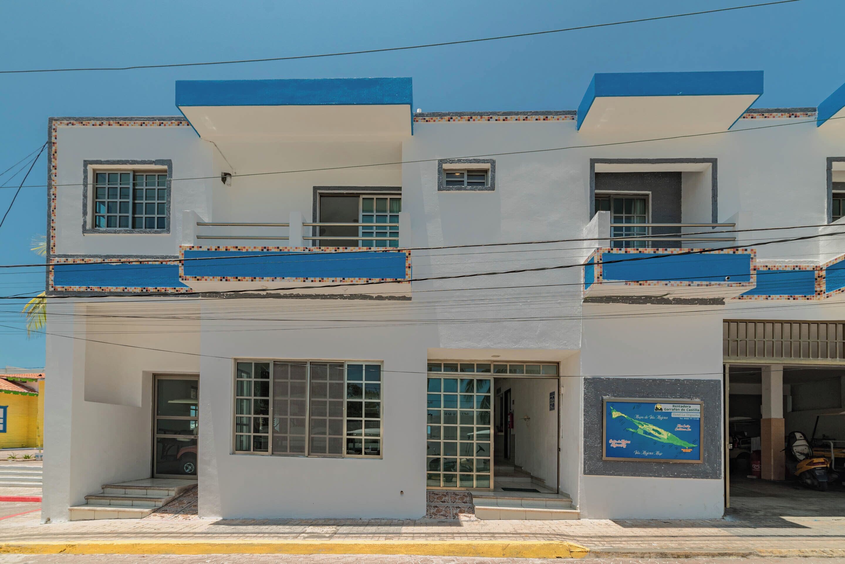 Photo - Hotel La Trigueña