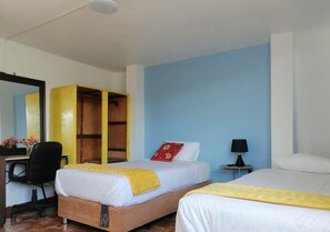 Comfort Double or Twin Room | Iron/ironing board (on request), free WiFi - Casa Samaykuy (Andrés Avelino Cáceres Dorregaray)