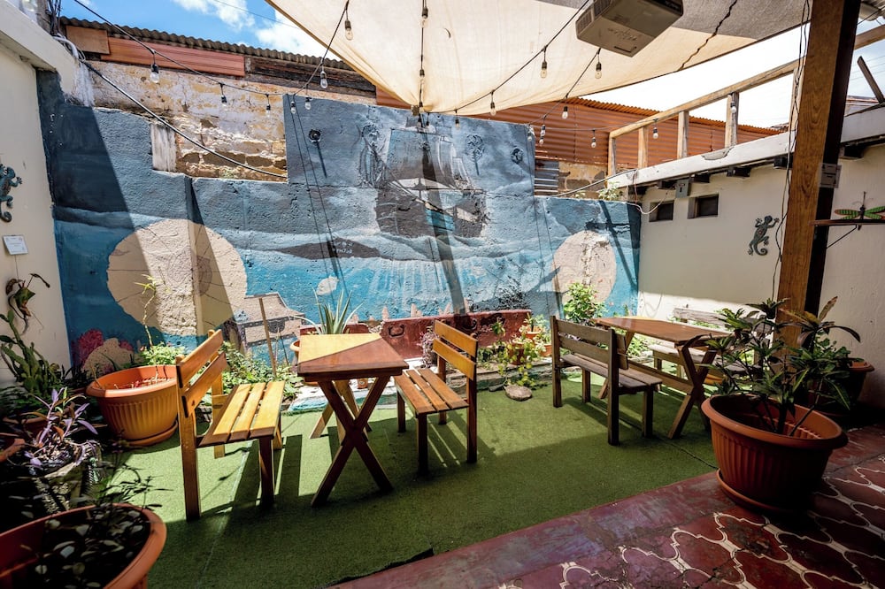 Amura Hostel