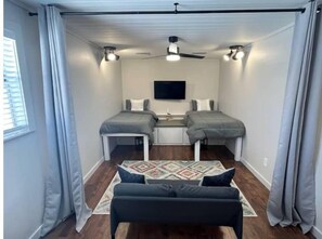 1 habitación, cuna de viaje y wifi 