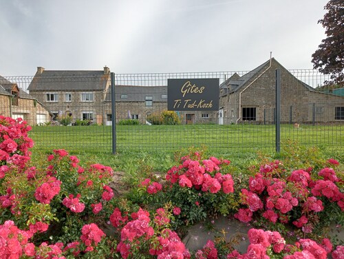 Gîtes Ti Tud-Kozh à Pluduno, côtes d'Armor, Bretagne.<br>Location "Le Guébriand"