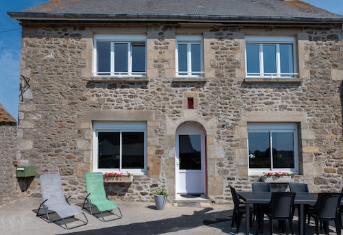 Gîtes Ti Tud-Kozh à Pluduno, côtes d'Armor, Bretagne.<br>Location "Le Guébriand"