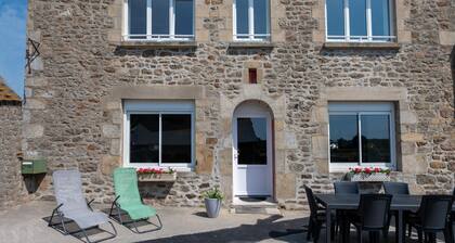 Gßtes Ti Tud-Kozh à Pluduno, cÎtes d'Armor, Bretagne.<br>Location "Le Guébriand"