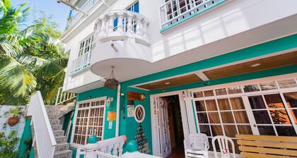APARTAMENTOS TURISTICOS EL CONQUISTADOR