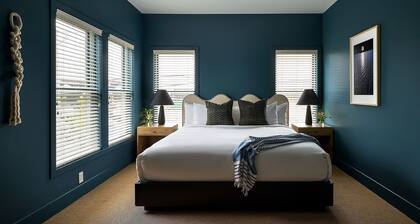 The Neighborhood Hotel - New Buffalo 200 - King