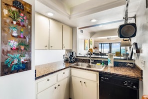 Townhome, Multiple Beds, Ocean View (Fanta-Sea 47) | Private kitchen | Fridge, microwave, oven, stovetop