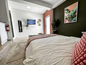 1 bedroom, iron/ironing board, free WiFi, bed sheets