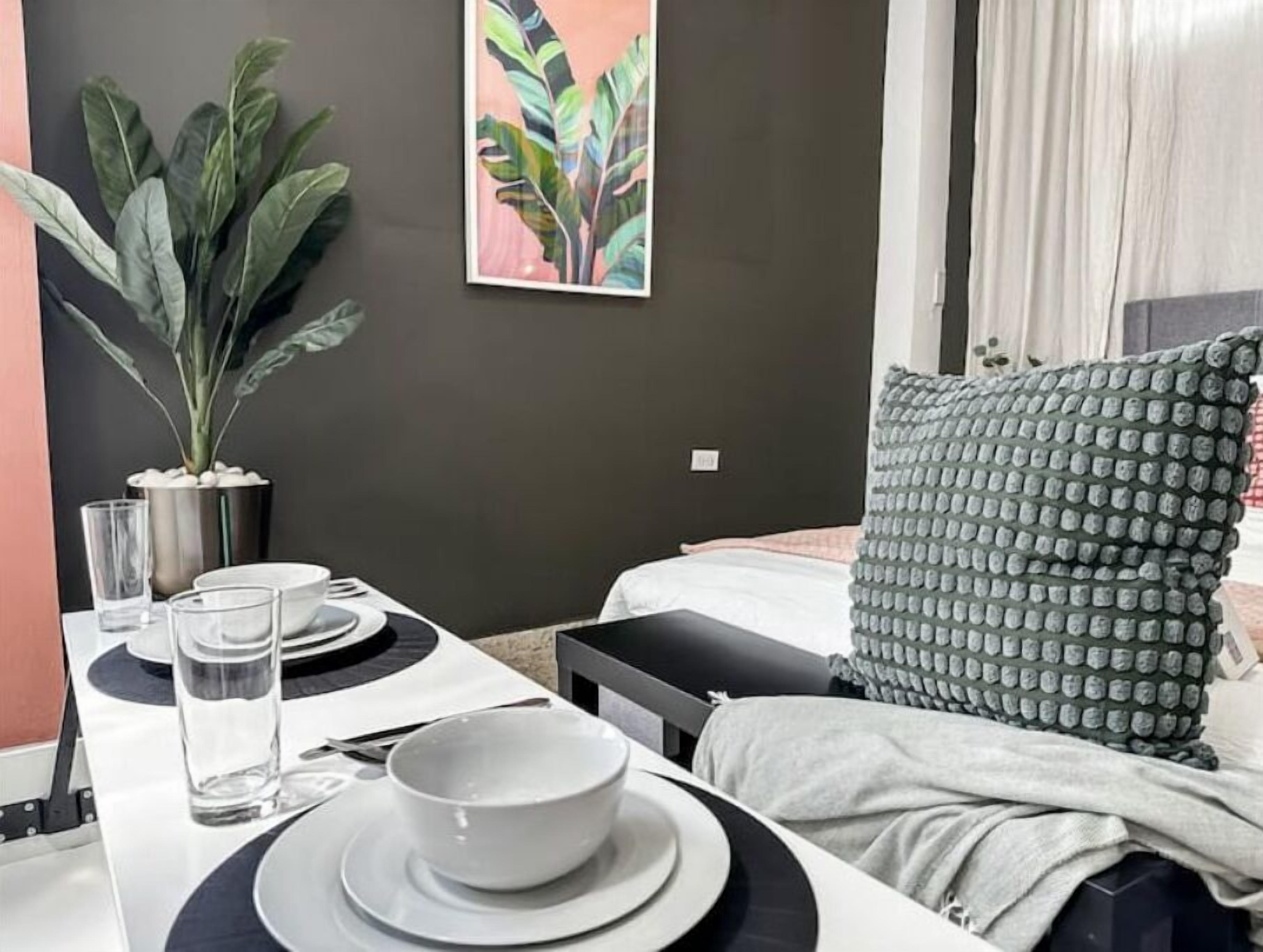 1 chambre, fer et planche à repasser, Wi-Fi gratuit, draps fournis