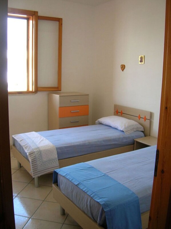 2 bedrooms
