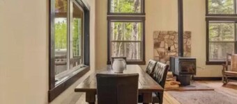 Sleeps 11 - Spacious cabin getaway 1-mile from Panguitch Lake