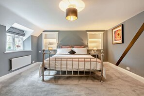 5 habitaciones, cuna de viaje, wifi y ropa de cama 
