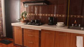 Lavavajillas, utensilios de cocina