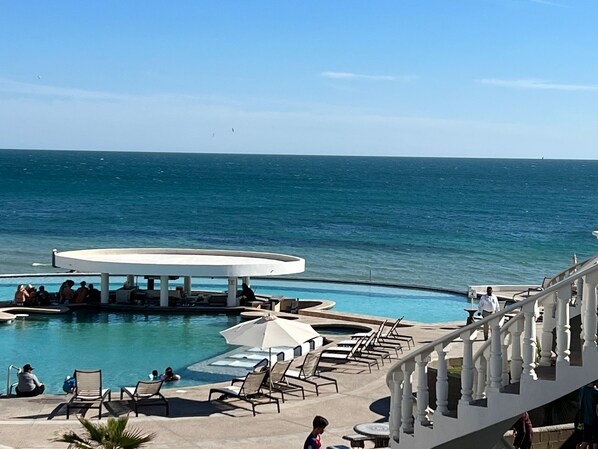 Outdoor pool, a heated pool