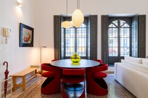 تناول الطعام