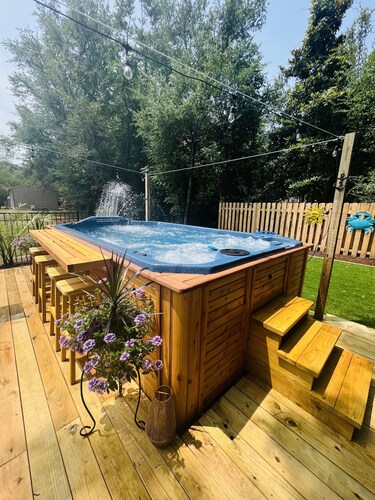 Charming home in Southport Center with large heated swim spa.