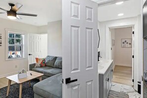 TV, music library, video library, stereo