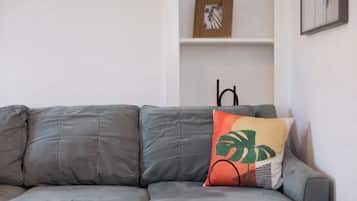 TV, music library, video library, stereo