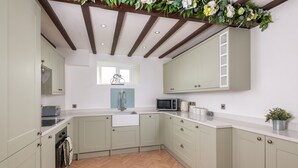 Cottage | Dapur peribadi | Peti sejuk, ketuhar gelombang mikro, ketuhar, dapur 