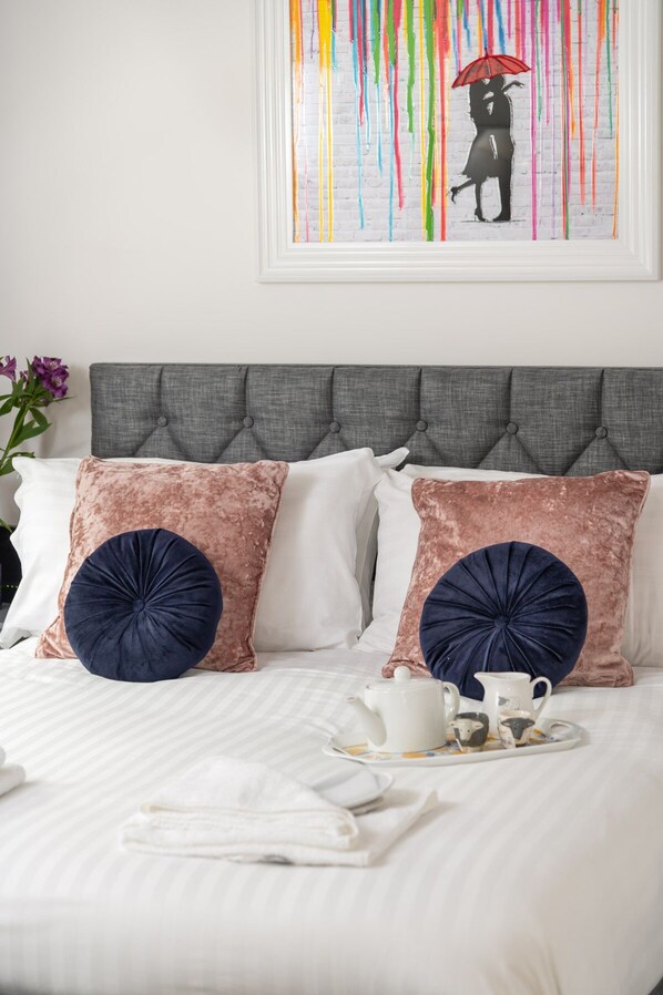 1 غرفة نوم ومكواة/لوح كي وواي فاي مجانًا وملاءات أسرّة