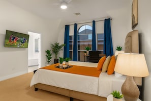 4 bedrooms, desk, iron/ironing board, free WiFi