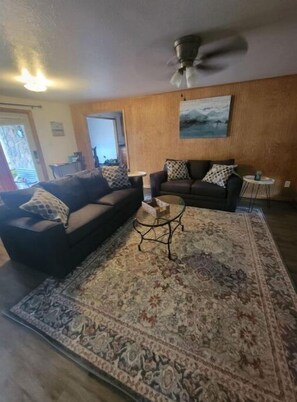 Smart-TV, DVD-spiller og printere