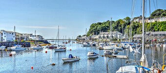 Porthmadog, Mountain Views, 5 Bedrooms, 5 Bathrooms, Sleeps 11