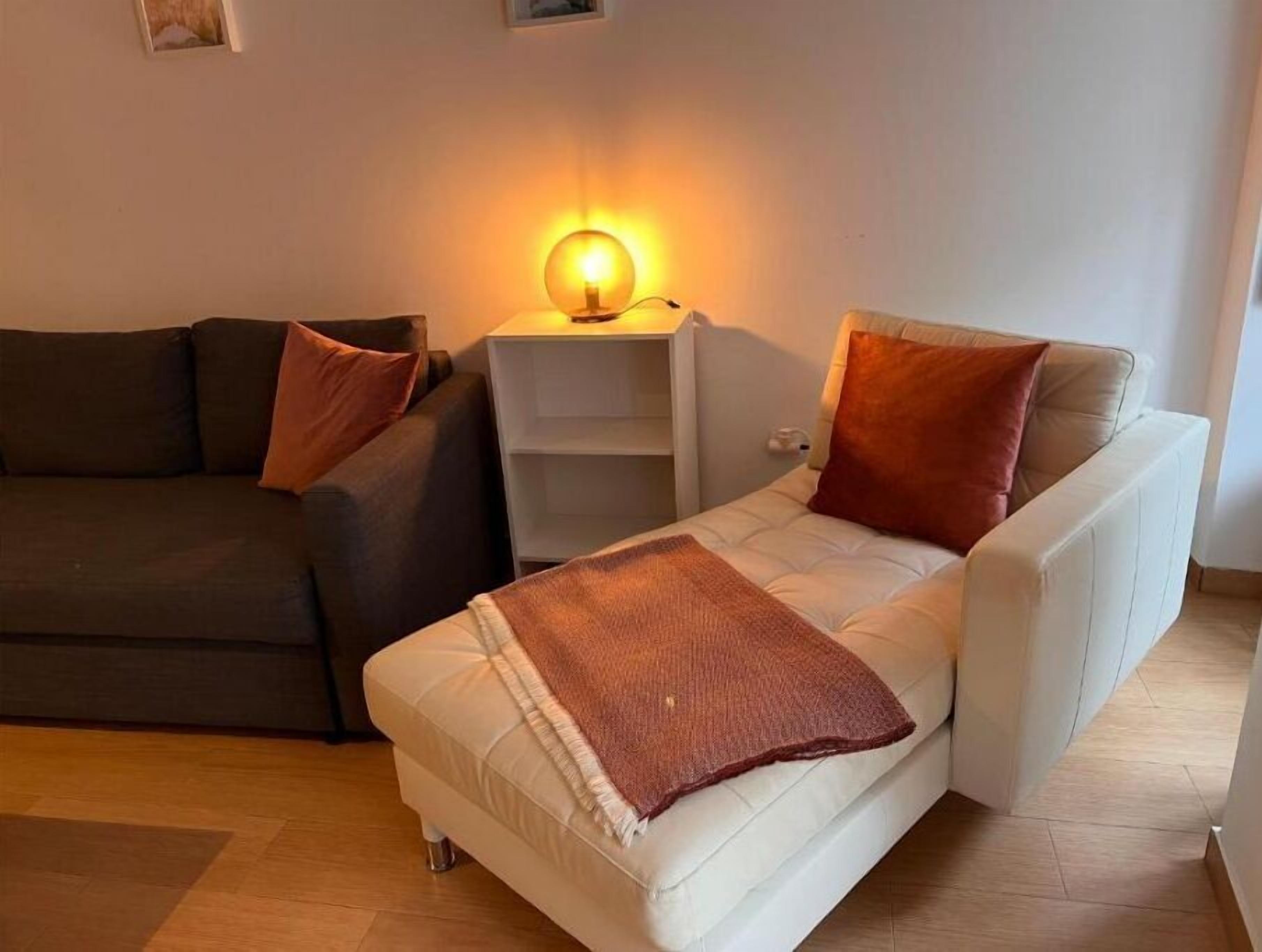 Télévision à écran plat