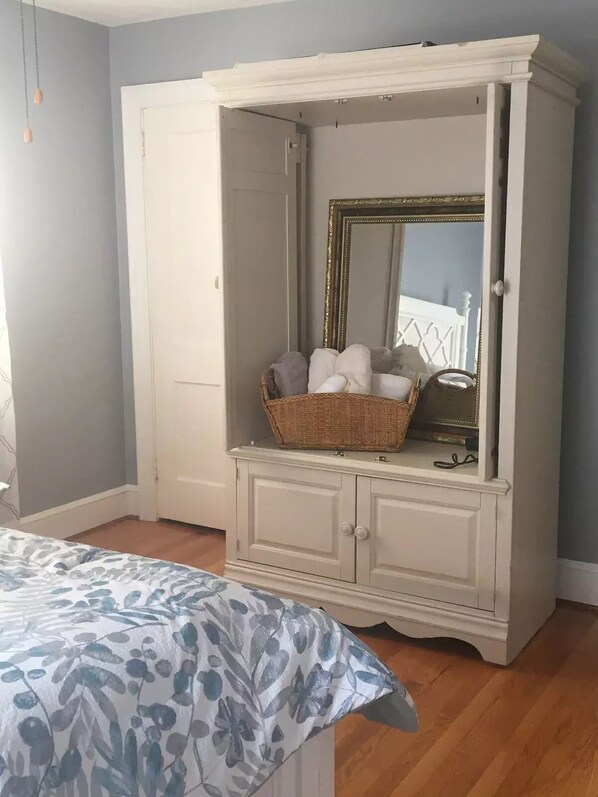 1 غرفة نوم ومكتب ومكواة/لوح كي وواي فاي مجانًا