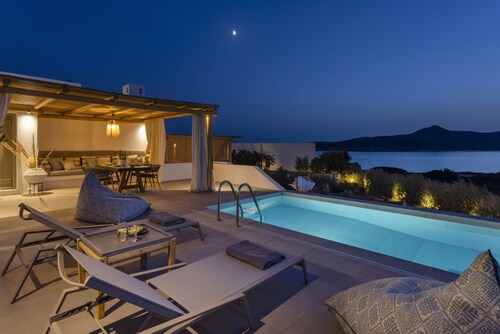 Paralos Houses K2 · Villa Avra