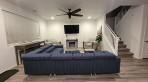 Smart-TV, Tischtennisplatte