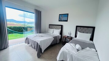 Wifi gratis y ropa de cama 