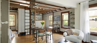 'The Pink Pad' Twin Cities Getaway Bungalow with a cozy loft 