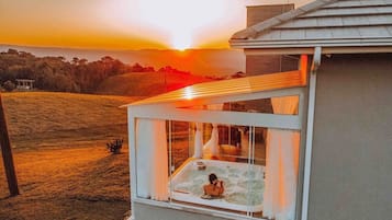 Casa lua de mel, banheira de hidromassagem, ao lado da montanha | Hidromassagem externa