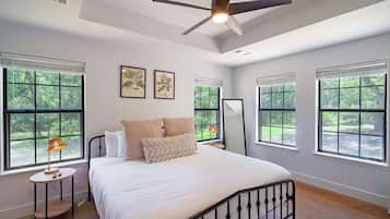 3 habitaciones, escritorio, cuna de viaje y wifi gratis