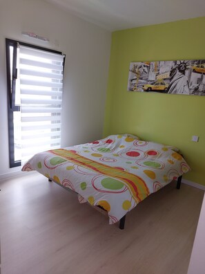 4 Schlafzimmer, Bügeleisen/Bügelbrett, WLAN, Bettwäsche