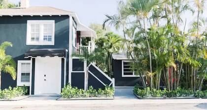 Spacious & Open Studio Condo Steps2 Water w/ Patio