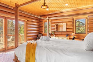 House (5 Bedrooms) | 5 bedrooms, iron/ironing board, bed sheets