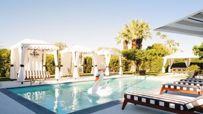 Studio (Multiple Bedrooms) | Bahagian dalam