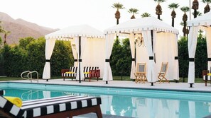 Studio (Multiple Bedrooms) | Bahagian dalam